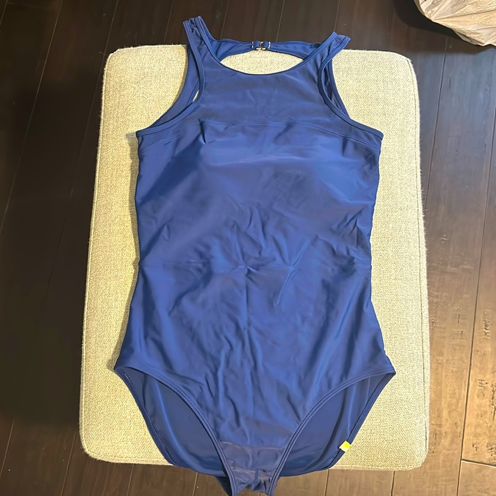 One piece summersalt swimsuit size 8
